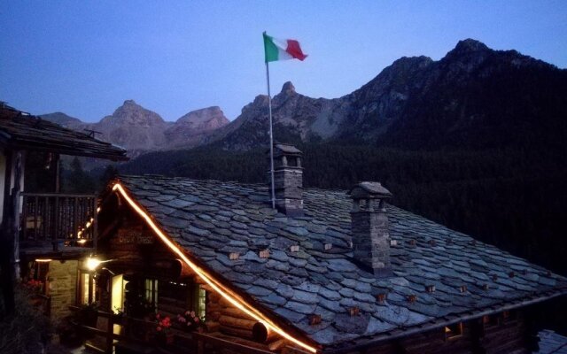 Rifugio Vieux Crest