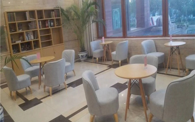 Starway Hotel Beijing Maju Bridge