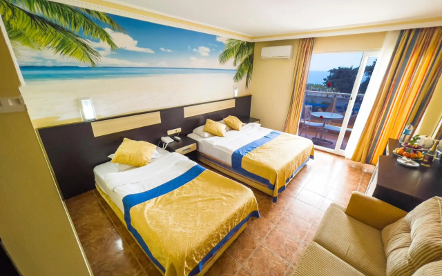 First Class Hotel