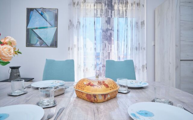 Seaview Apartment Kia by Litto