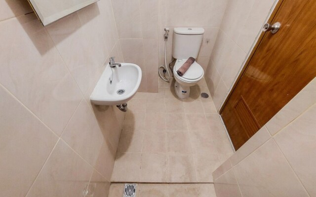 Warm And Simply Studio At Amazana Serpong Apartment