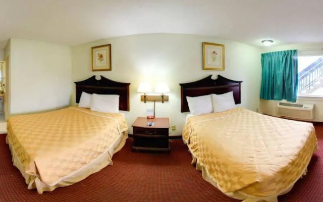 Econo Lodge Oyster Point