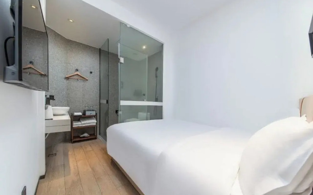 Foshan Xinxuangong Hotel