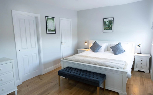 Serviced Guest ApartSuites The Unicorn