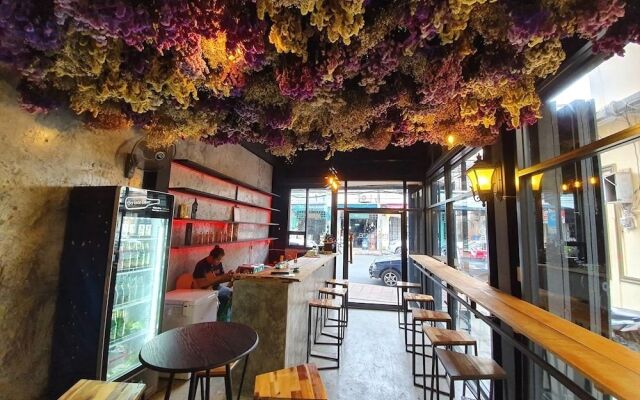 2Street Hostel at Surathani - Adults Only