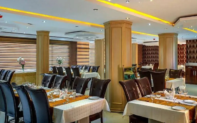 Aramis Hotel