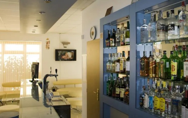 Sunny House Apart Hotel