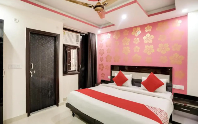 Oyo Flagship 65319 Bd Palace