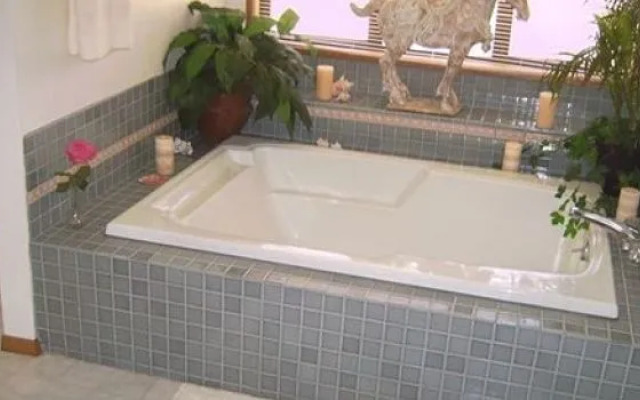 Halana Hale Vacation Rental