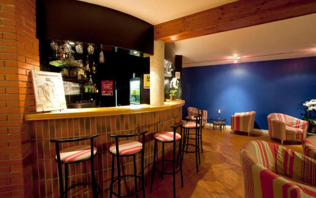 Logis Hotel de la Tour