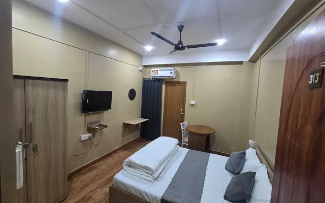 Hotel Pohor Regency Near Kamakhya Foot Bridge