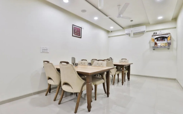 Hotel Shiv Inn By OYO Rooms