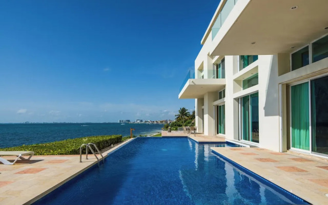 Villa Punta Sam Cancun Beachfront Luxury