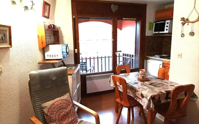 EDL11 - Studio 4 Pers centre des Carroz