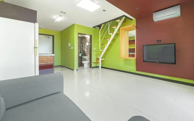 Geojedo Pilos Ocean View Pension