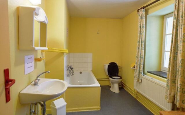 Charming and Well Renovated Country House