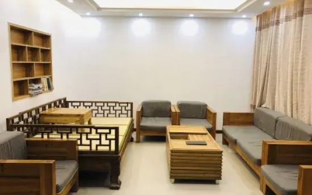 A homestay which embrace the mountains in jingdezhen