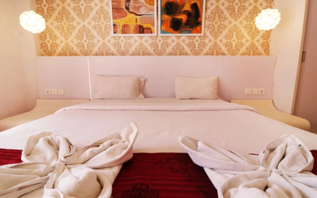 Durian Condotel Suite