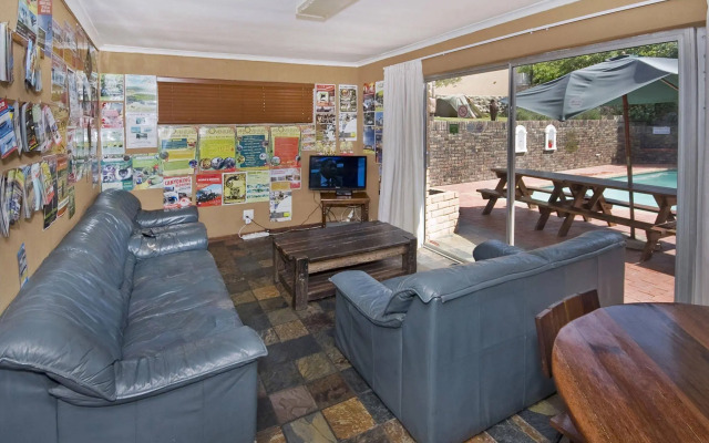 Lungile Backpackers Lodge