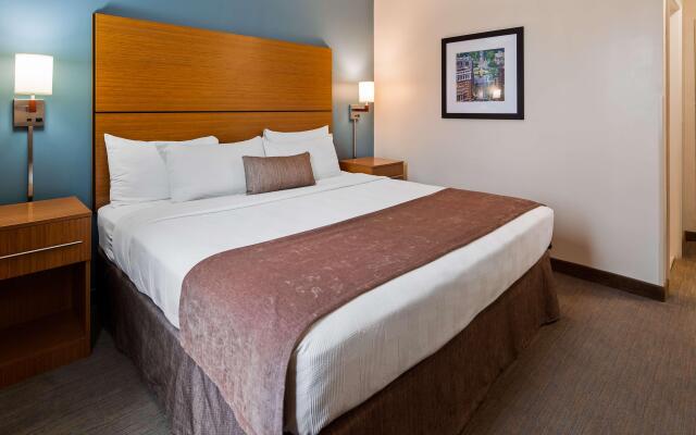 Best Western Plus Philadelphia Convention Center Hotel