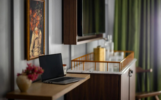 Wylie Hotel Atlanta, Tapestry Collection by Hilton