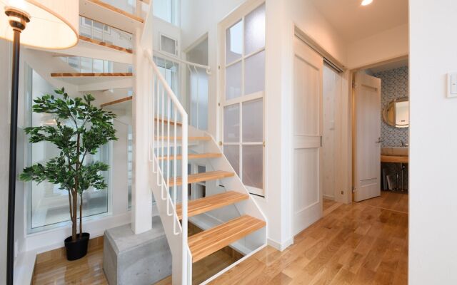 Wakoso Harmonious Light West