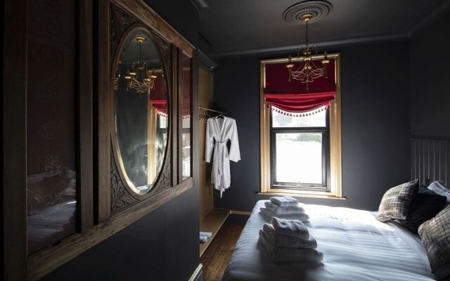 The Albion Rooms