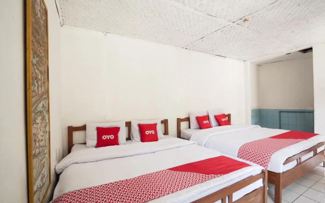 Pondok Gembyang Hotel Air Panas Alam by OYO Rooms