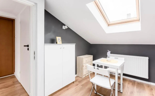 Chill Apartments K15 Two Floor House