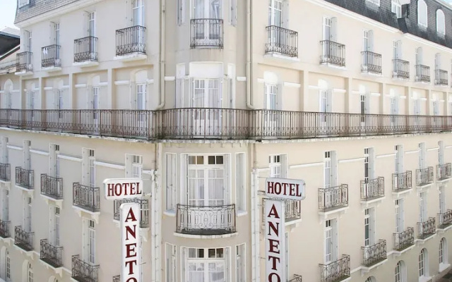 Hotel Aneto