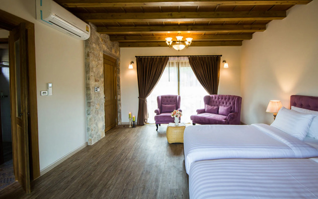 Mela Garden Retreat Cottage