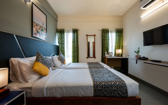 C J Grande Business Hotel