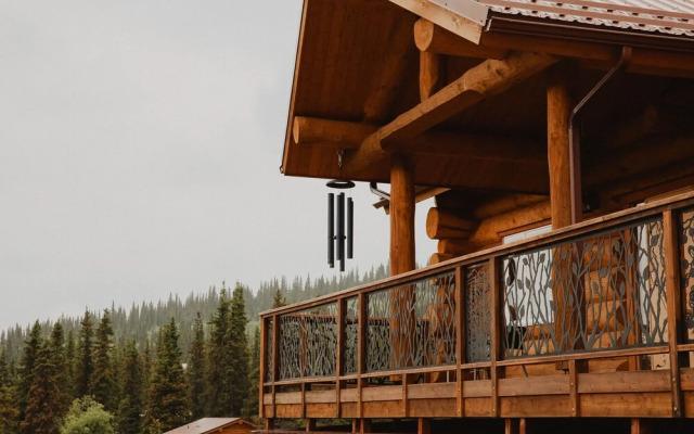 Tonglen Lake Lodge