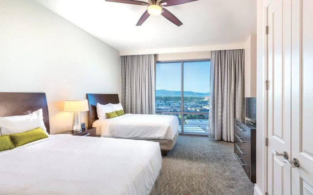 Club Wyndham Desert Blue