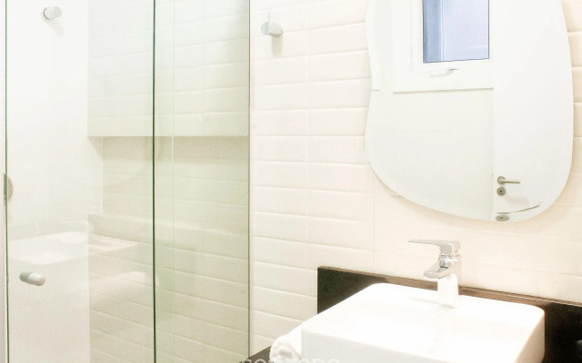 Apto moderno com piscina e churrasqueira CRR201