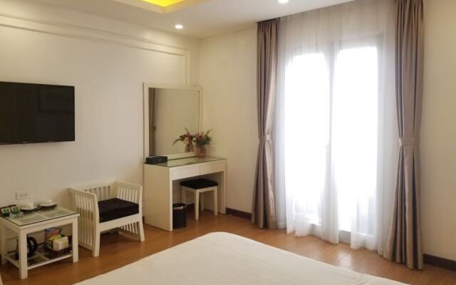 Lotus Hotel Van Phuc - by BayLuxury