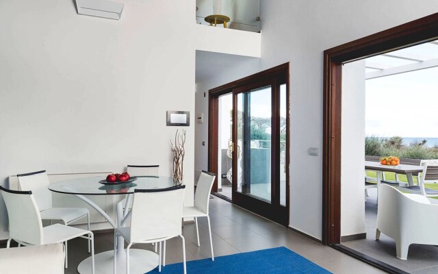 Holoiday Home in Cefalu With Terrace
