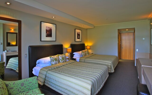 Distinction Te Anau Hotel And Villas