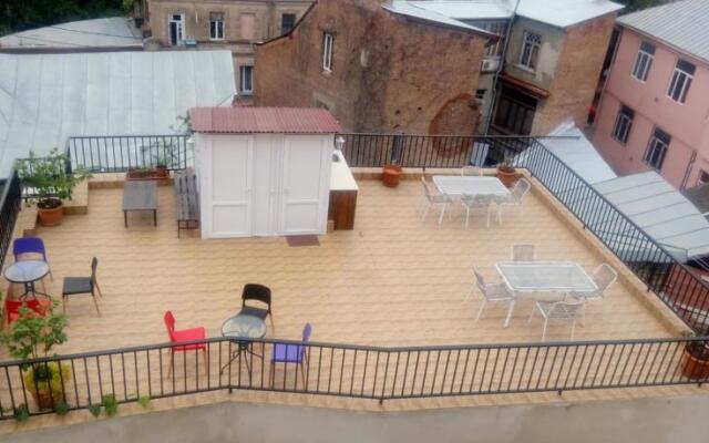 Guest House Near Opera