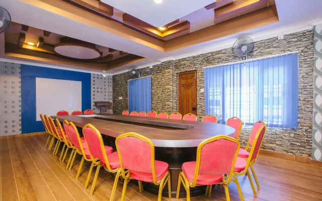 Hotel Manaslu II by Oyo