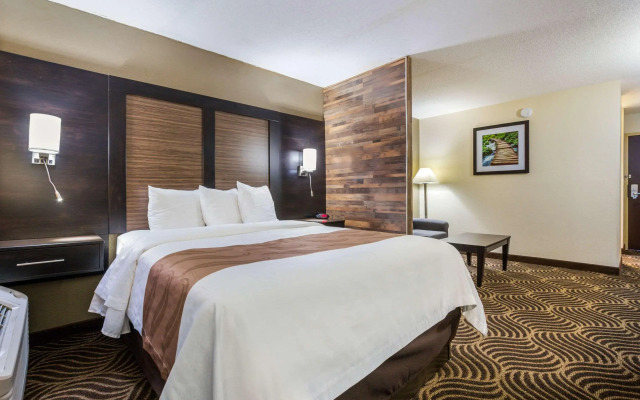 Quality Inn & Suites Florence - Cincinnati South