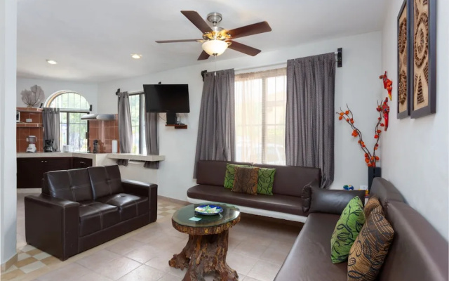 Great Location, High Speed Internet, Beach Club