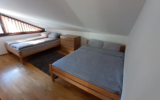 Jahorina apartman 54m2 (za 6 osoba)