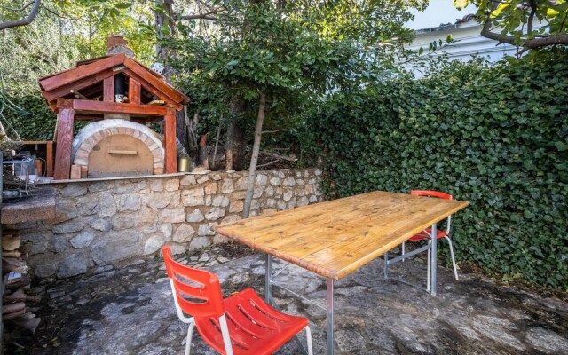 Beautiful Apartment in Klenovica With 1 Bedrooms and Wifi