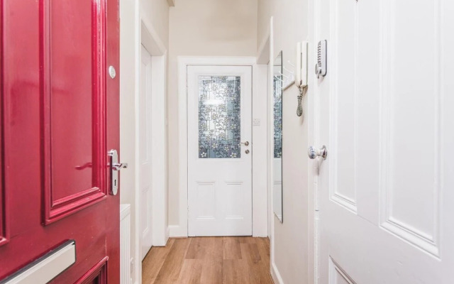 NEW Sleek 1BD Edinburgh City Centre Stay