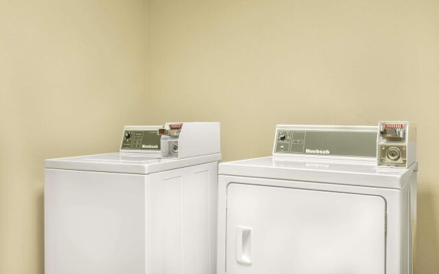 Comfort Inn & Suites North Little Rock JFK Blvd