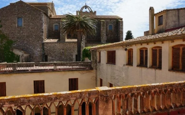 Casa Convent