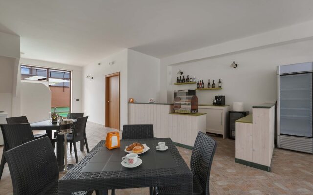 1785 B&B Joy Home - Camera 1