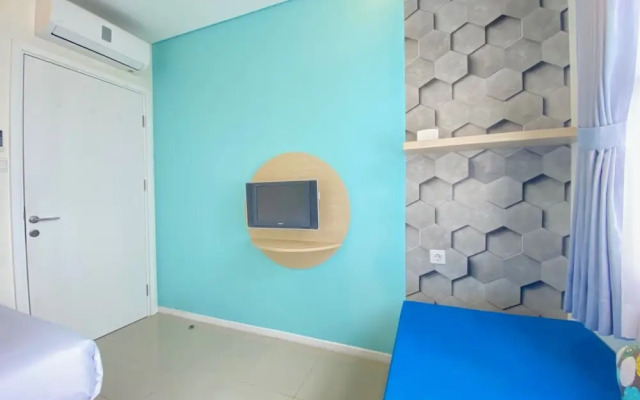 Homey and Clean 1BR Apartment at Parahyangan Residence