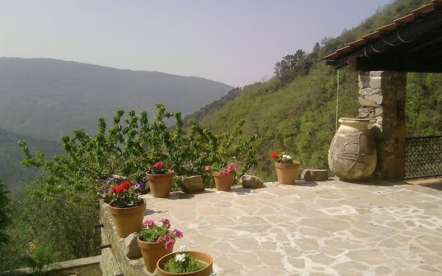 Farmhouse Castagnola 64 B&B